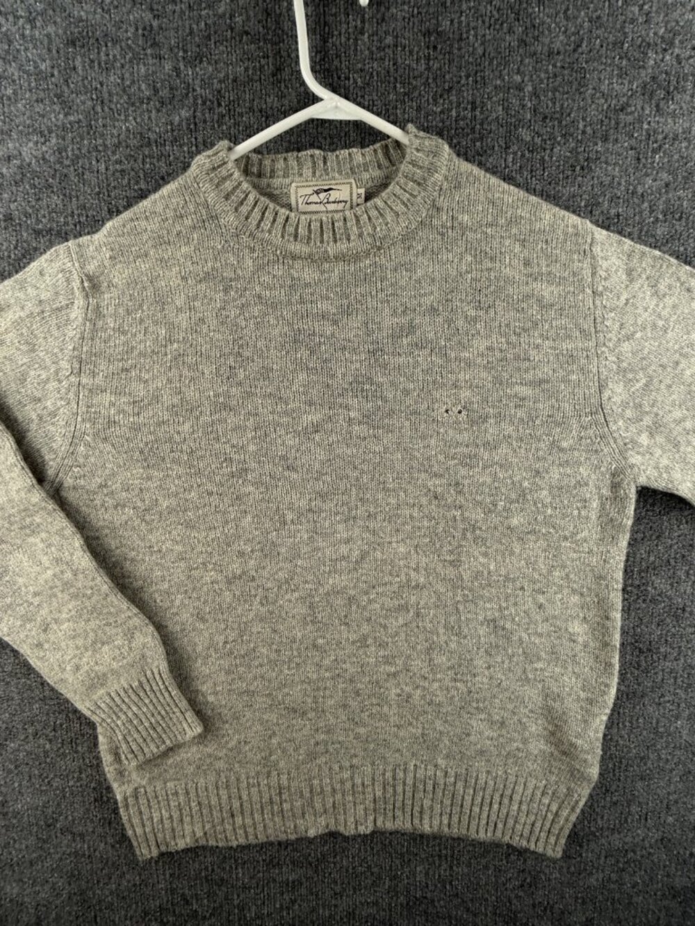 Thomas Burberry Pullover Medium Long Sleeve All Wool Gray Logo Crew Neck Knit